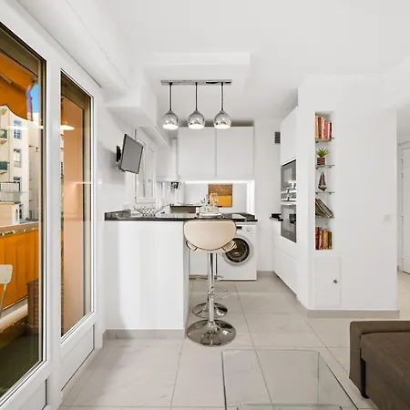 شقة 'la Du Casino' Plein Centre, Acces مينتون