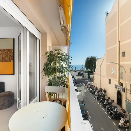 'la Du Casino' Plein Centre, Acces