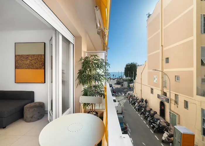 'la Du Casino' Plein Centre, Acces