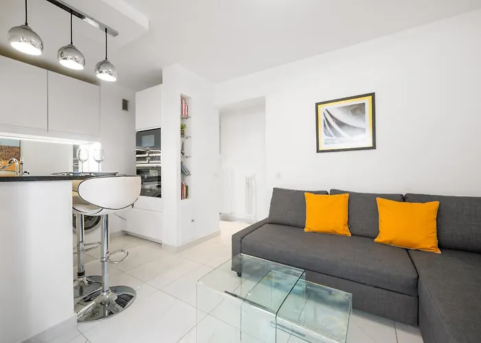 Apartman 'la Du Casino' Plein Centre, Acces Menton